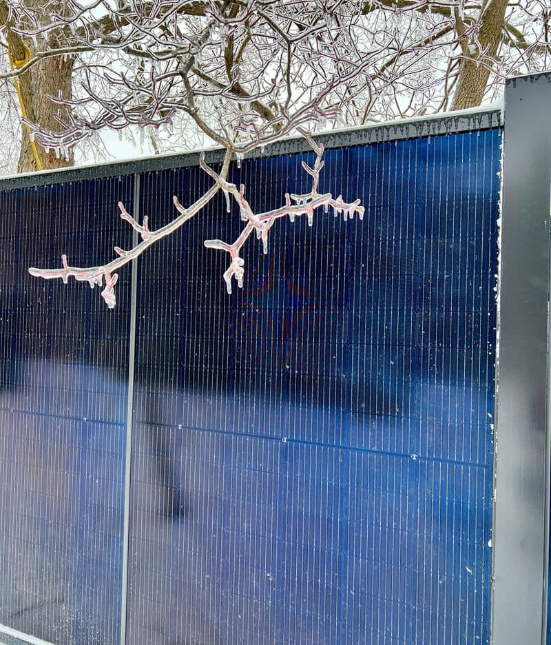 SOL Fence performing in winter conditions